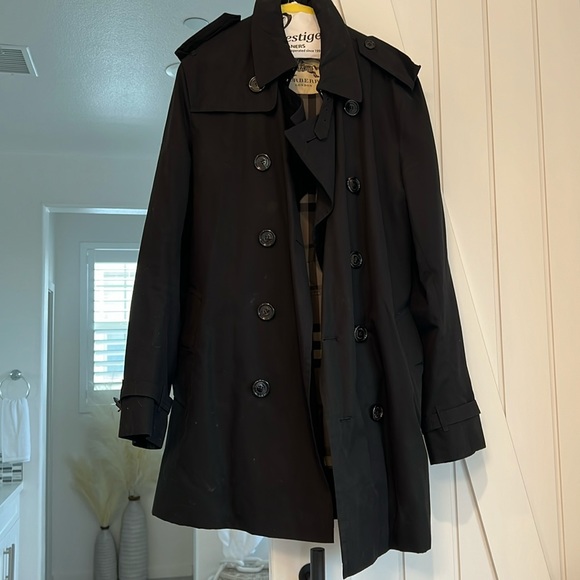 Burberry jacket for men like new PRE OWNED